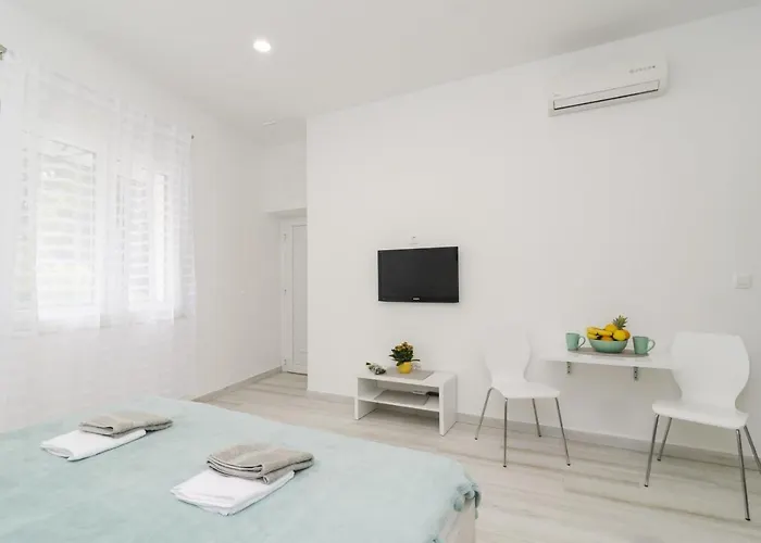 Διαμέρισμα Rafaello *